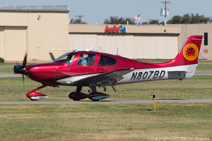 (Private) Cirrus SR22T (N807BD) | Photo 10375