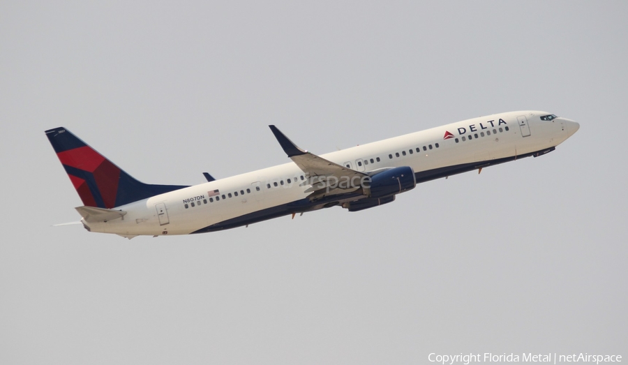 Delta Air Lines Boeing 737-932(ER) (N807DN) | Photo 314840