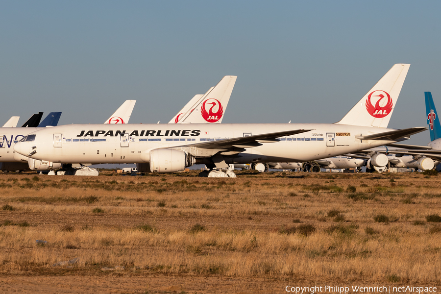 Japan Airlines - JAL Boeing 777-289 (N807KW) | Photo 613484