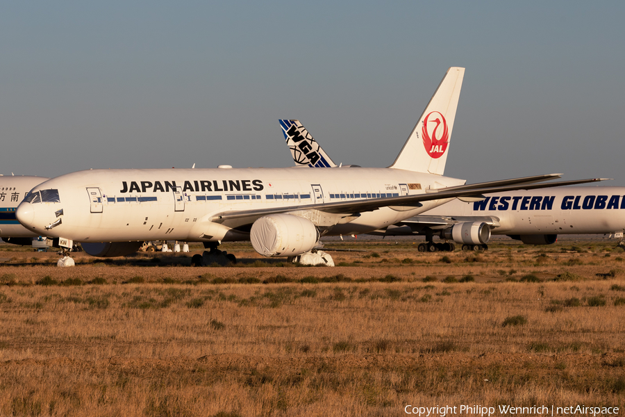 Japan Airlines - JAL Boeing 777-289 (N807KW) | Photo 613485
