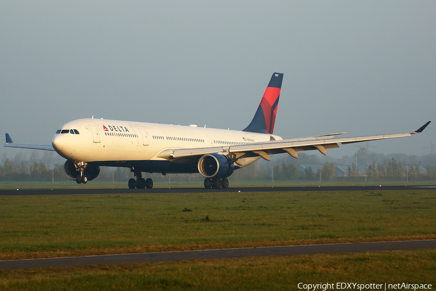 Delta Air Lines Airbus A330-323 (N807NW) | Photo 278150