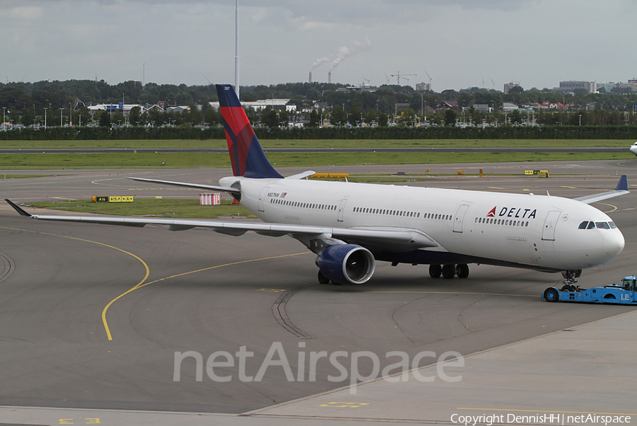Delta Air Lines Airbus A330-323 (N807NW) | Photo 384849