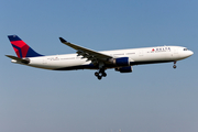 Delta Air Lines Airbus A330-323 (N807NW) at  Amsterdam - Schiphol, Netherlands