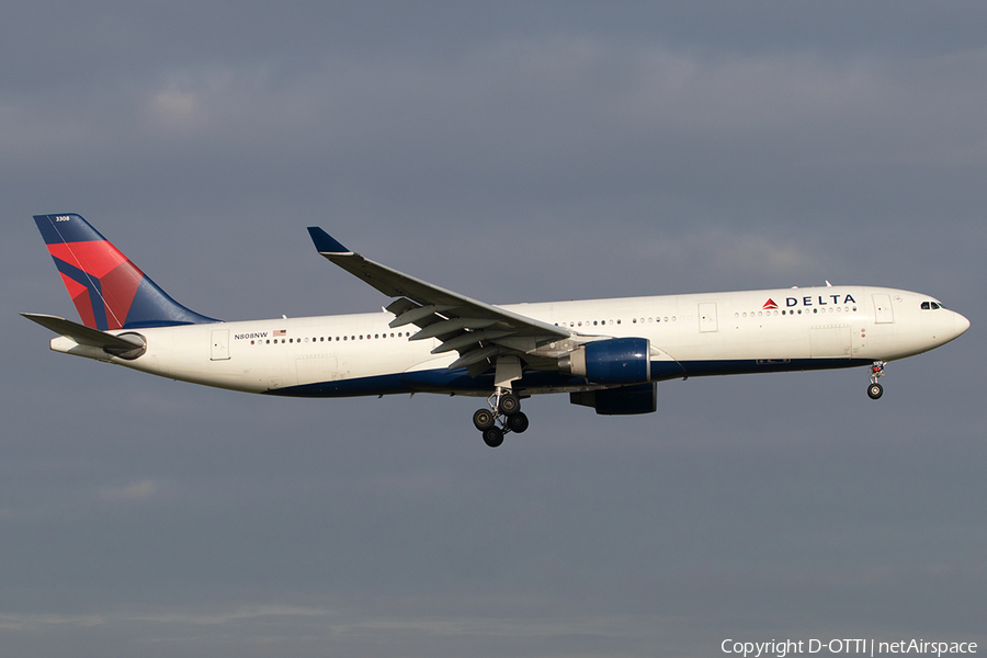 Delta Air Lines Airbus A330-323X (N808NW) | Photo 529479