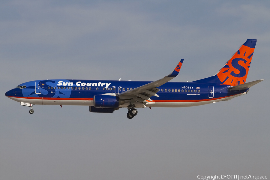 Sun Country Airlines Boeing 737-8BK (N808SY) | Photo 463750