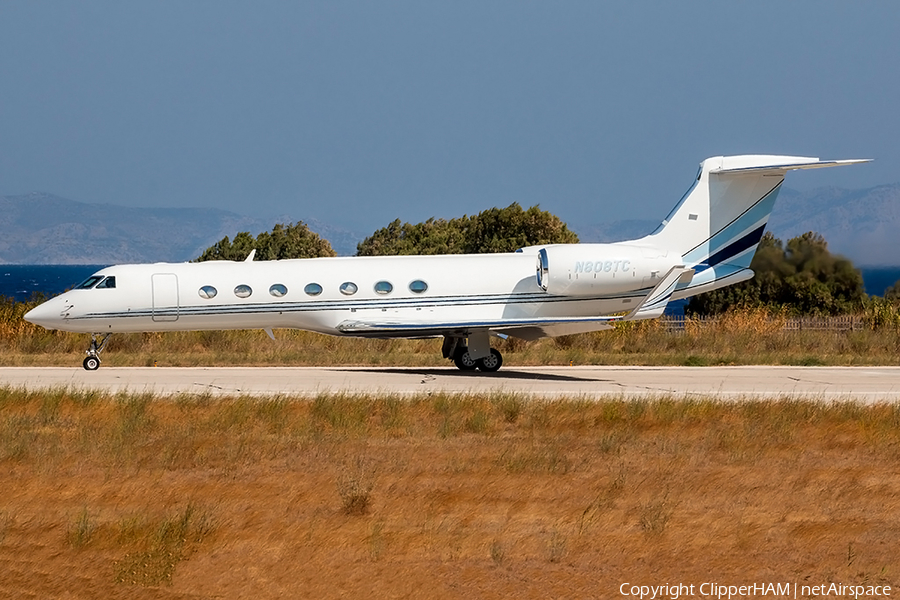 Solairus Aviation Gulfstream G-V-SP (G550) (N808TC) | Photo 414093