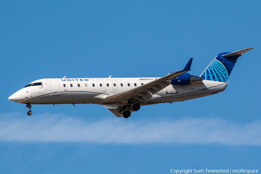 United Express (SkyWest Airlines) Bombardier CRJ-100ER (N809CA) | Photo 500866