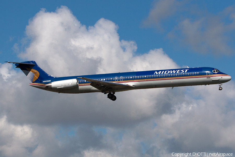 Midwest Airlines McDonnell Douglas MD-82 (N809ME) | Photo 233076