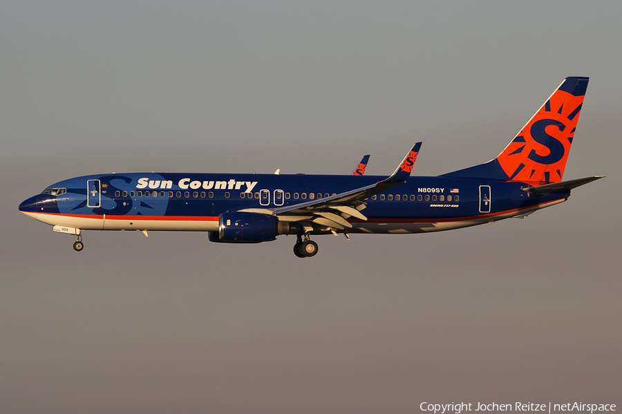 Sun Country Airlines Boeing 737-8Q8 (N809SY) | Photo 43073