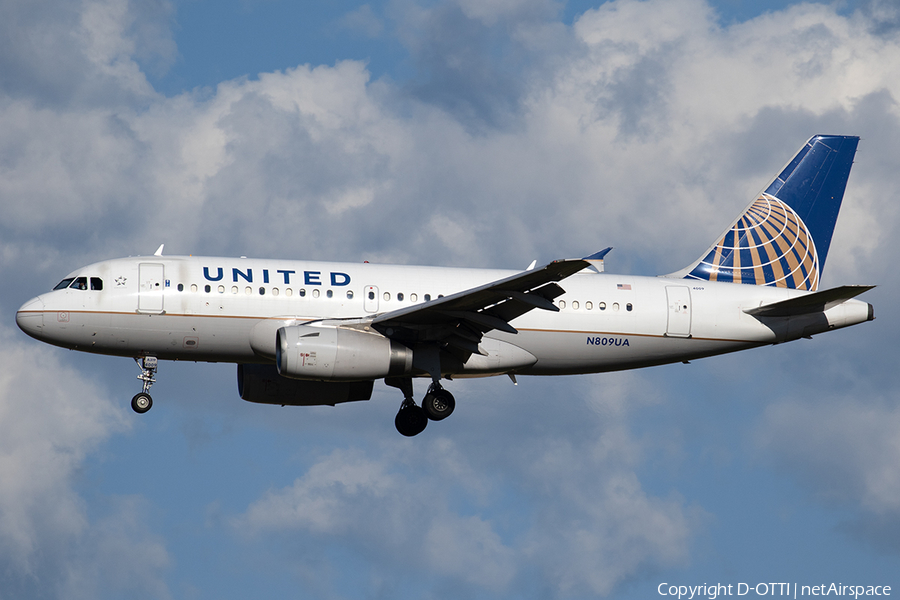 United Airlines Airbus A319-131 (N809UA) | Photo 525254