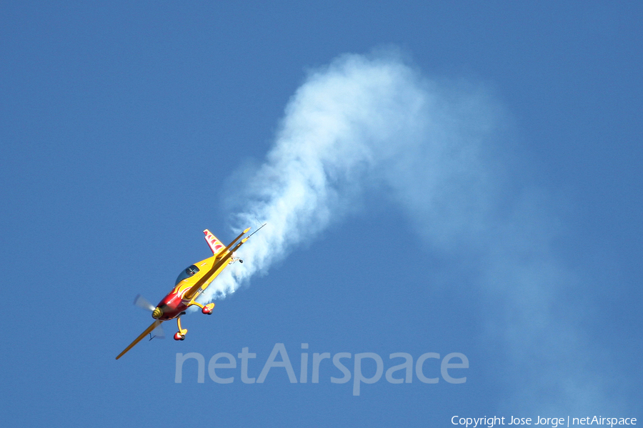 (Private) Extra EA-300S (N80LA) | Photo 598697