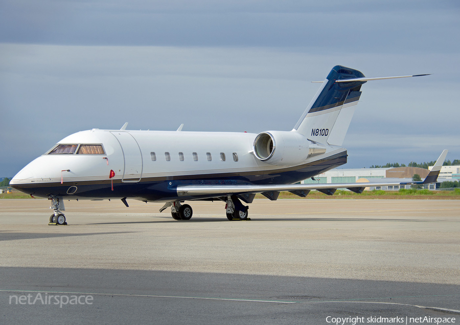 (Private) Bombardier CL-600-2B16 Challenger 604 (N810D) | Photo 80047