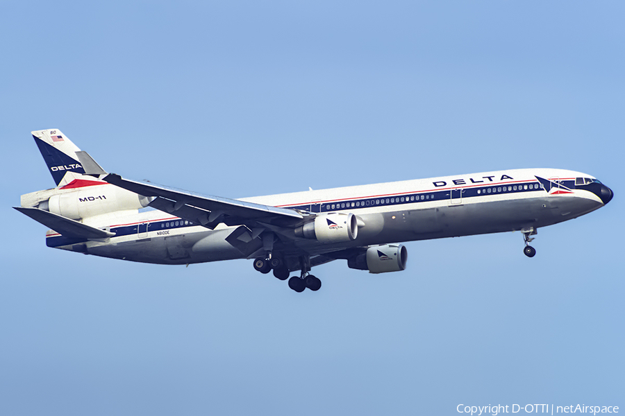 Delta Air Lines McDonnell Douglas MD-11 (N810DE) | Photo 392553