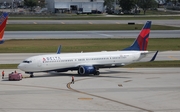 Delta Air Lines Boeing 737-932(ER) (N810DN) at  Ft. Lauderdale - International, United States