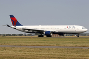 Delta Air Lines Airbus A330-323 (N811NW) at  Amsterdam - Schiphol, Netherlands