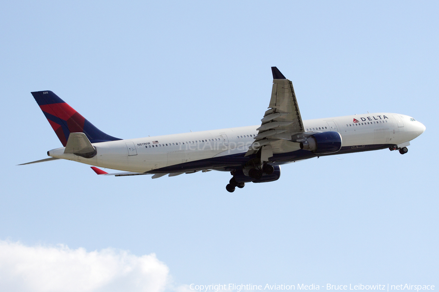 Delta Air Lines Airbus A330-323 (N811NW) | Photo 173673