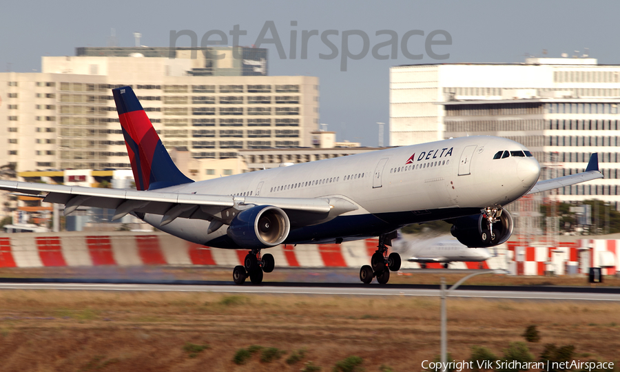 Delta Air Lines Airbus A330-323 (N811NW) | Photo 112598