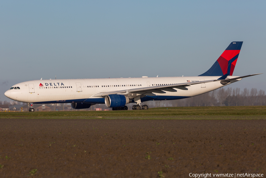 Delta Air Lines Airbus A330-323X (N812NW) | Photo 420931