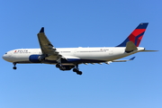 Delta Air Lines Airbus A330-323X (N812NW) at  Barcelona - El Prat, Spain