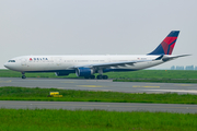 Delta Air Lines Airbus A330-323X (N812NW) at  Paris - Charles de Gaulle (Roissy), France