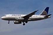 United Airlines Airbus A319-131 (N812UA) at  Los Angeles - International, United States