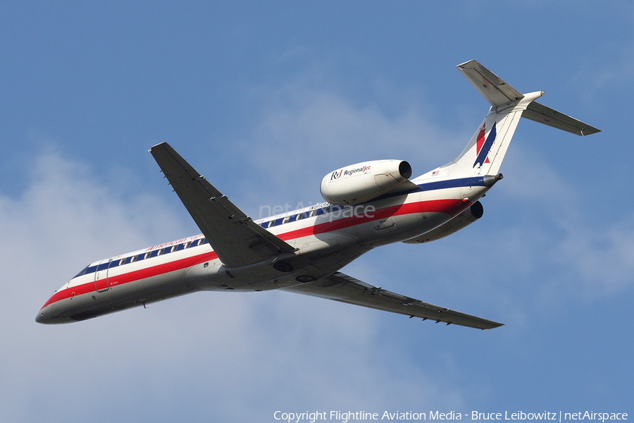 American Eagle Embraer ERJ-140LR (N813AE) | Photo 87750