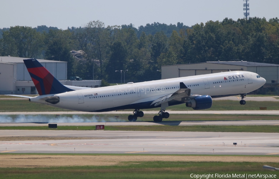 Delta Air Lines Airbus A330-323X (N813NW) | Photo 299744