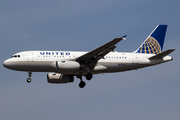 United Airlines Airbus A319-131 (N813UA) at  Los Angeles - International, United States