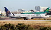 United Airlines Boeing 737-924(ER) (N81449) at  Los Angeles - International, United States