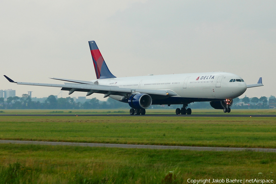 Delta Air Lines Airbus A330-323X (N814NW) | Photo 173425