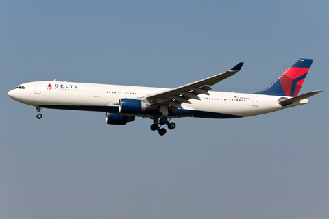 Delta Air Lines Airbus A330-323X (N814NW) at  Amsterdam - Schiphol, Netherlands