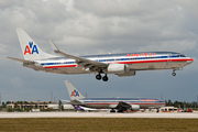 American Airlines Boeing 737-823 (N815NN) at  Miami - International, United States