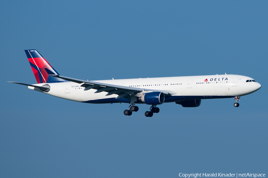 Delta Air Lines Airbus A330-323X (N815NW) | Photo 308515