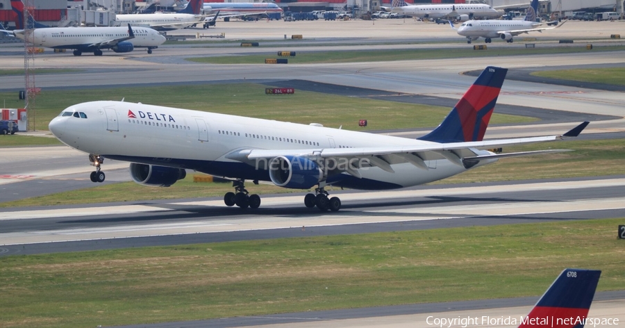 Delta Air Lines Airbus A330-323E (N816NW) | Photo 300091