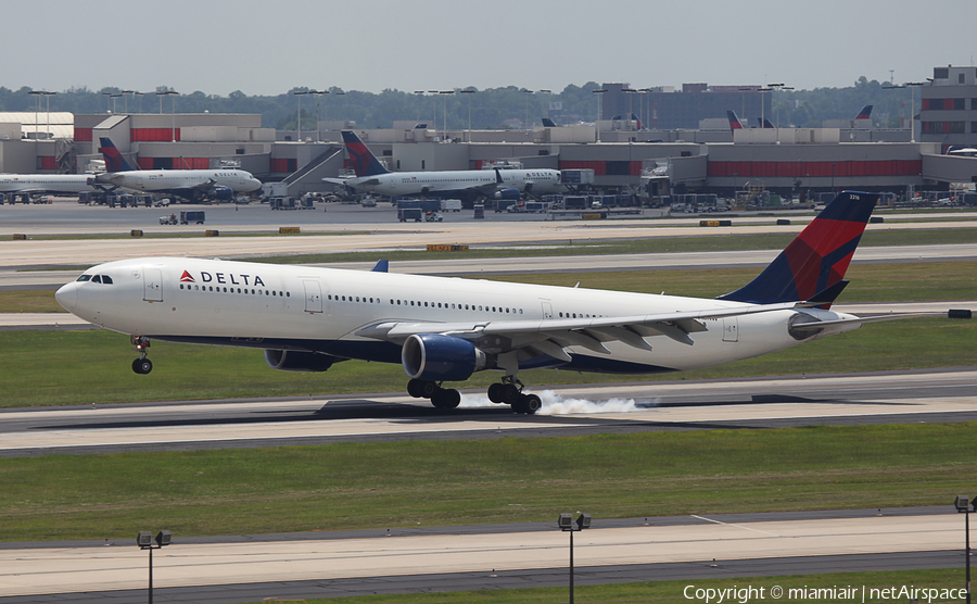 Delta Air Lines Airbus A330-323E (N816NW) | Photo 6791