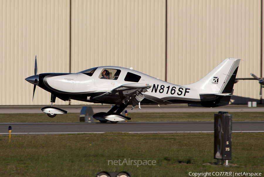 (Private) Cessna LC41-550FG Columbia 400 (N816SF) | Photo 13220