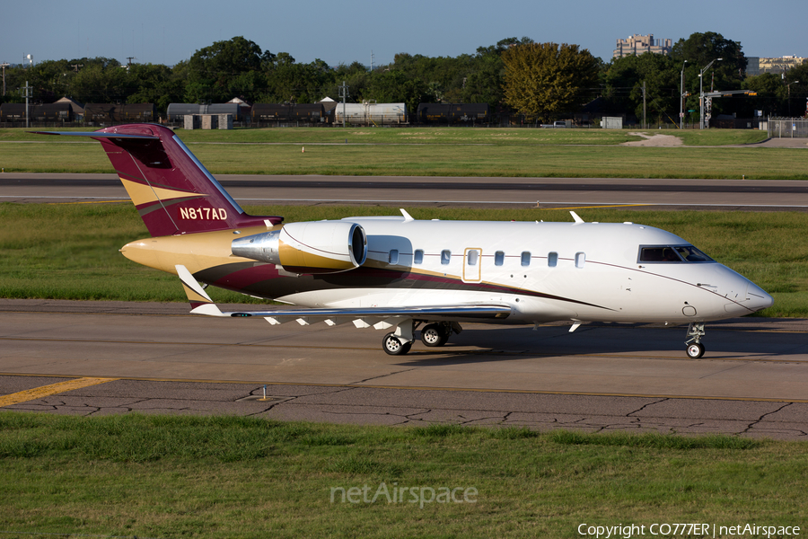 (Private) Bombardier CL-600-2B16 Challenger 605 (N817AD) | Photo 182876