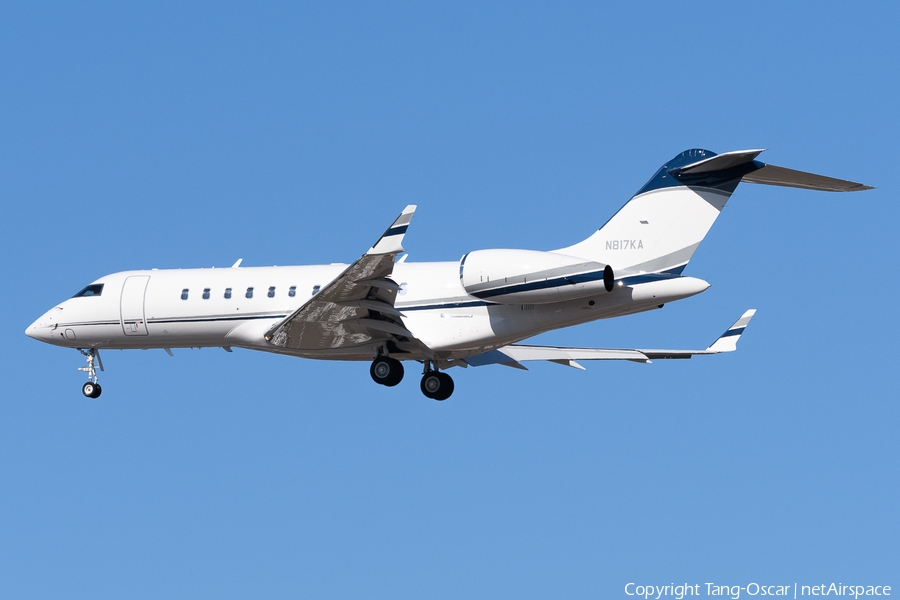 (Private) Bombardier BD-700-1A11 Global 5500 (N817KA) | Photo 561396