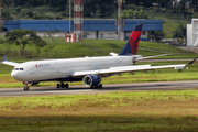 Delta Air Lines Airbus A330-323X (N818NW) at  Sao Paulo - Guarulhos - Andre Franco Montoro (Cumbica), Brazil