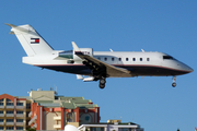 (Private) Bombardier CL-600-2B16 Challenger 604 (N818TH) at  Philipsburg - Princess Juliana International, Netherland Antilles