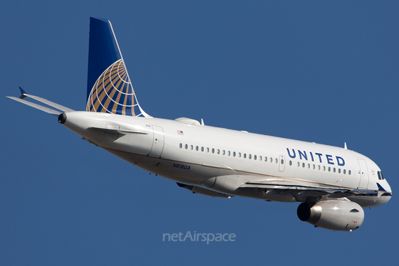 United Airlines Airbus A319-131 (N818UA) at  Houston - George Bush Intercontinental, United States
