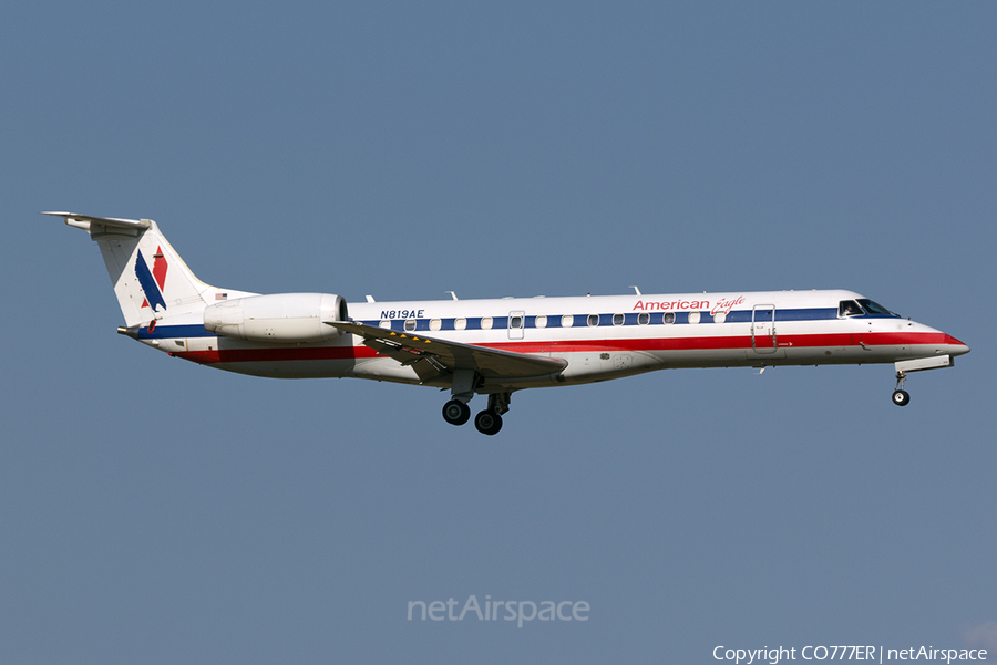 American Eagle Embraer ERJ-140LR (N819AE) | Photo 8534