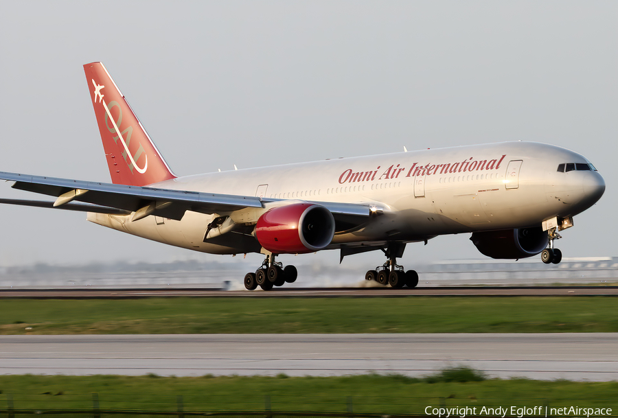 Omni Air International Boeing 777-2U8(ER) (N819AX) | Photo 393893