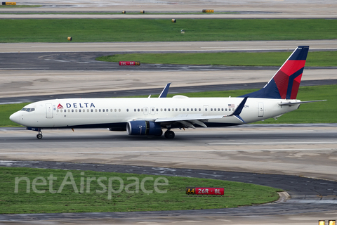 Delta Air Lines Boeing 737-932(ER) (N819DN) at  Atlanta - Hartsfield-Jackson International, United States