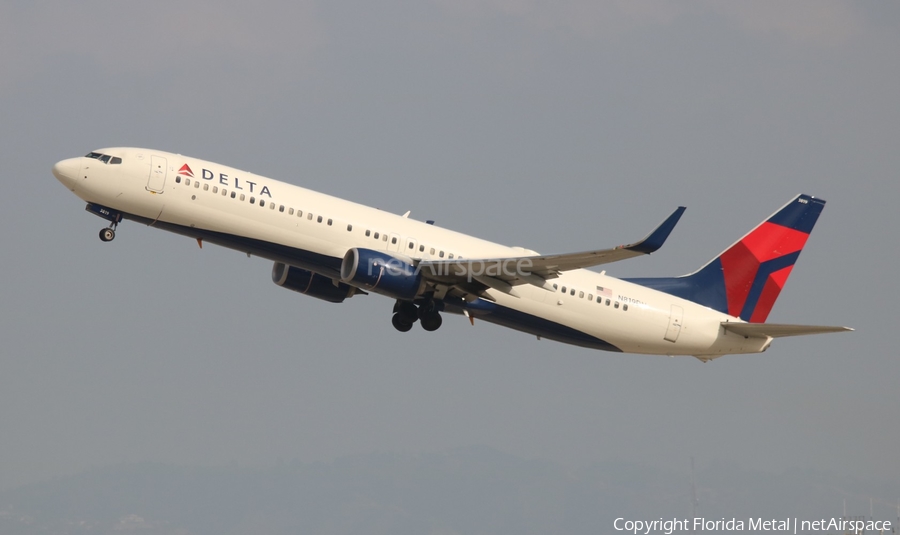 Delta Air Lines Boeing 737-932(ER) (N819DN) | Photo 315290