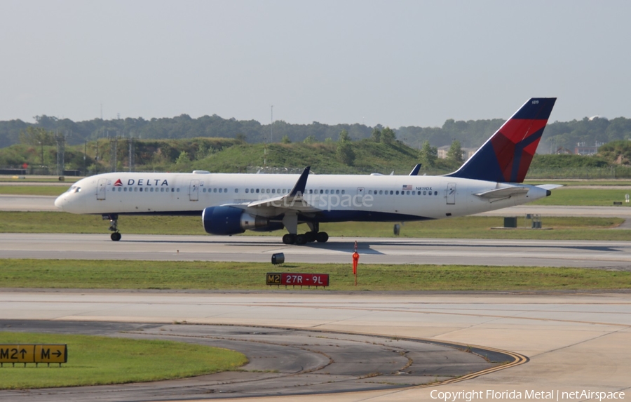 Delta Air Lines Boeing 757-26D (N819DX) | Photo 672257