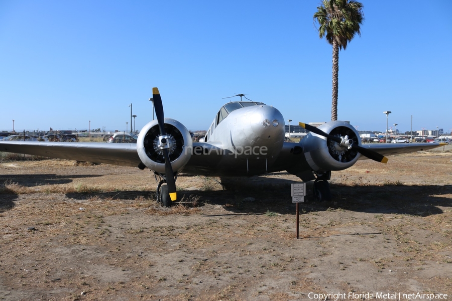 (Private) Beech C18S (N81GB) | Photo 564941