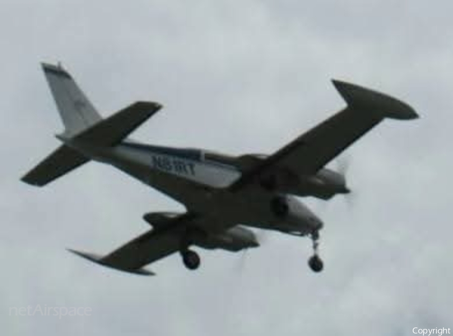 (Private) Cessna 310Q (N81RT) | Photo 680584