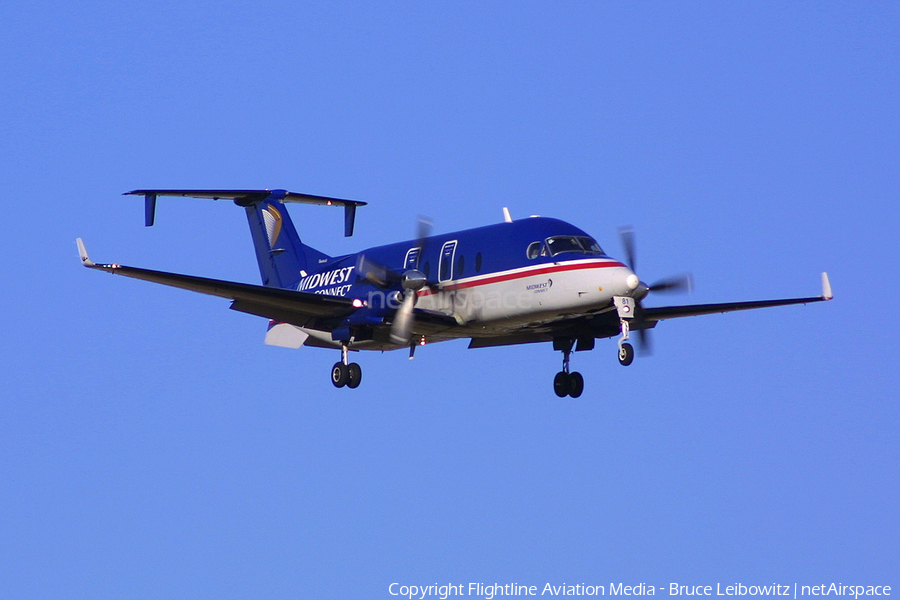 Midwest Connect Beech 1900D (N81SK) | Photo 180930