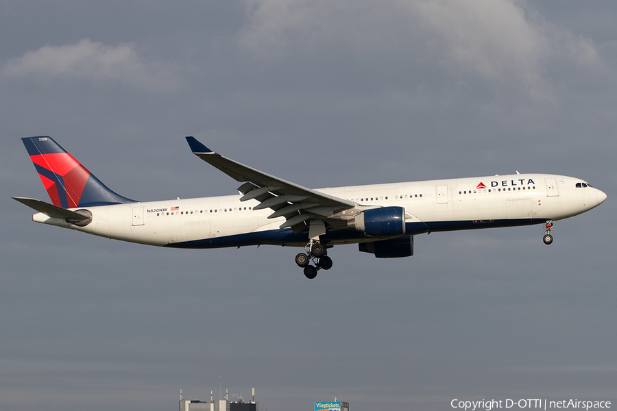 Delta Air Lines Airbus A330-323X (N820NW) | Photo 529487